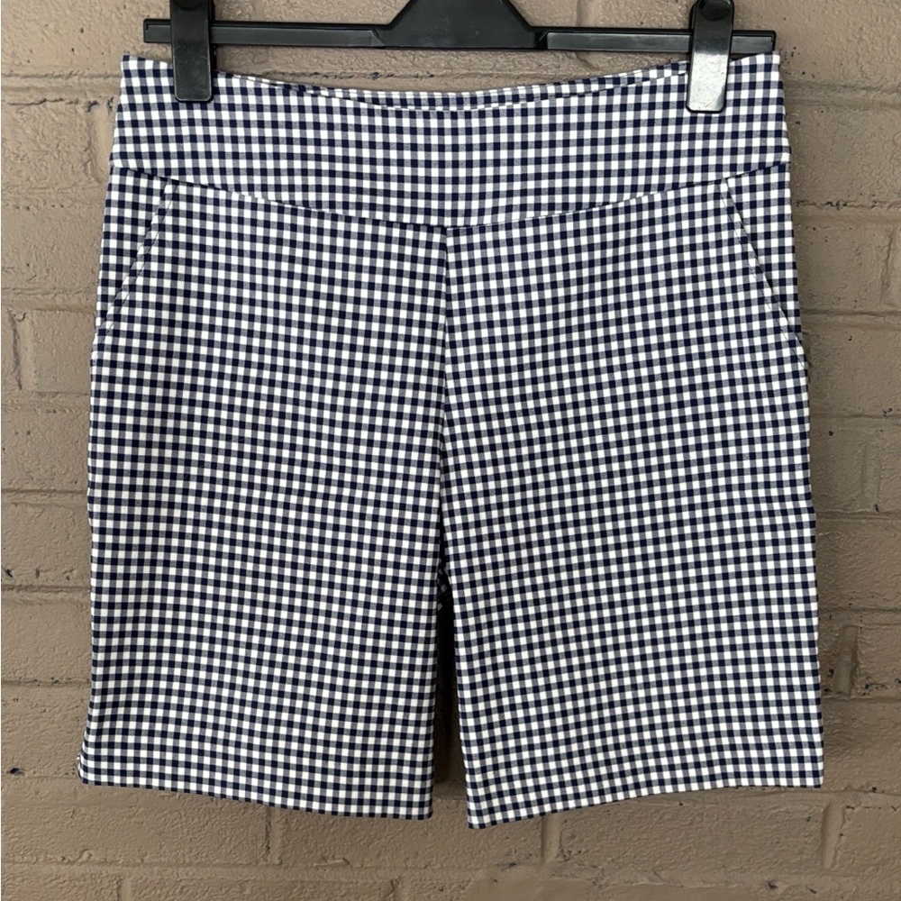 Sara Campbell Navy and White Check slash pocket shorts L